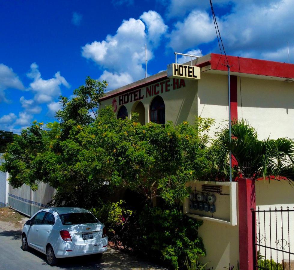 Nicte-Ha Hotel Xpujil Exterior photo
